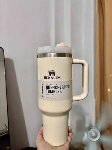 Stanley Plain Quencher H2.0 Tumbler 40 oz